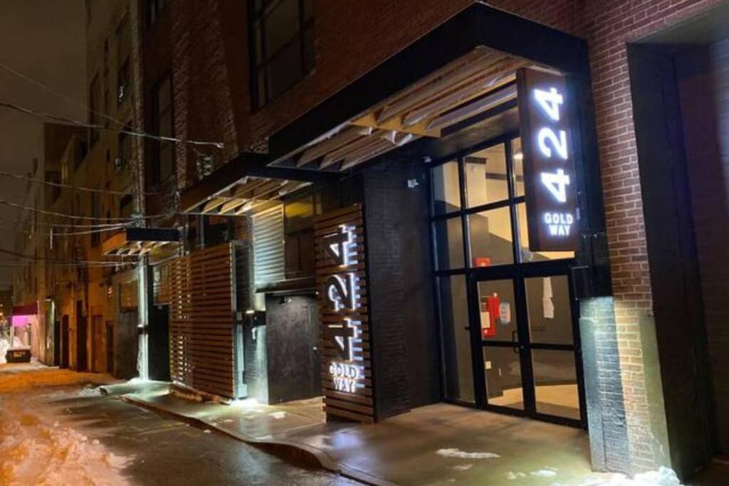 3E *New* Huge! Spacious 3 Bedroom In Oakland That Sleeps 12! Pittsburgh Exterior photo